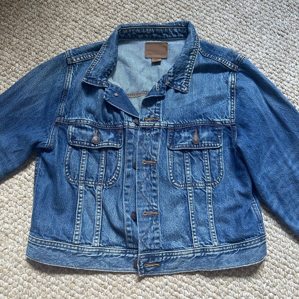 NWOT American Eagle jean jacket size M in EC